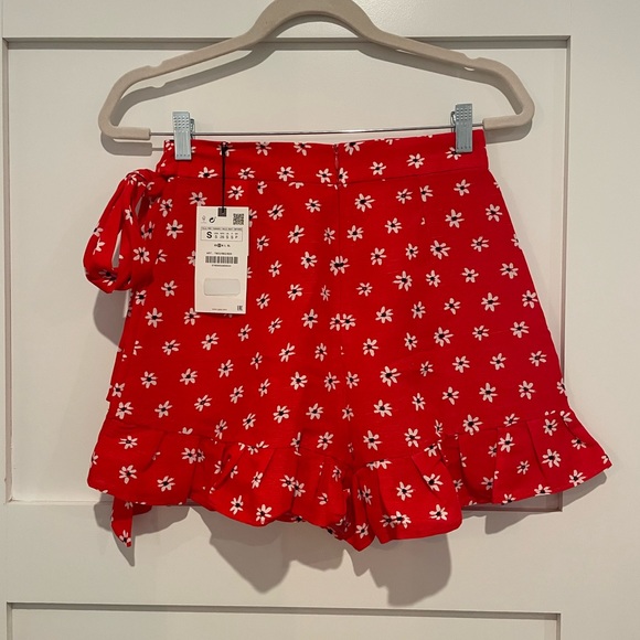 Zara Matching Skort// Crop Top Set - Picture 5 of 6